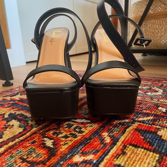 Lulus “Lorio Black Platform Square Toe Ankle Strap High Heel Sandals” - Picture 5 of 7